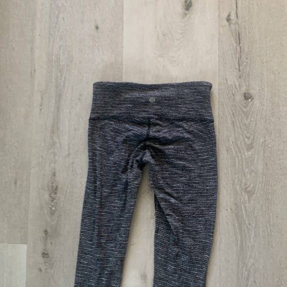 Lulu Lemon Tight Size 4 Wunder Under Low Rise Luon Variegated Knit Black Heather - Picture 4 of 12